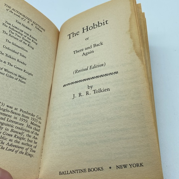 The Hobbit J.R.R. Tolkien 50th Anniversary Edition Hardcover Book 1989 Vintage - Picture 5 of 15